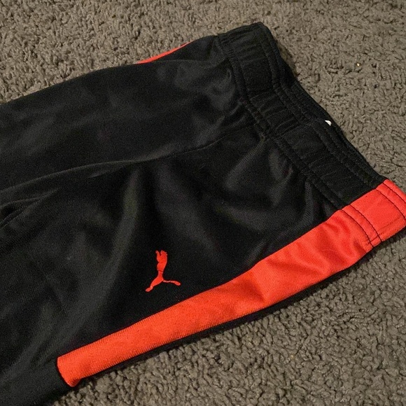 ♦️5 for $15♦️ 2T black and red puma athletic pants - Picture 2 of 4